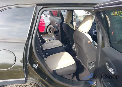 2016 Jeep Cherokee 75Th Anniversary z USA, uszkodzony, nr VIN 1C4PJLCS2GW283759